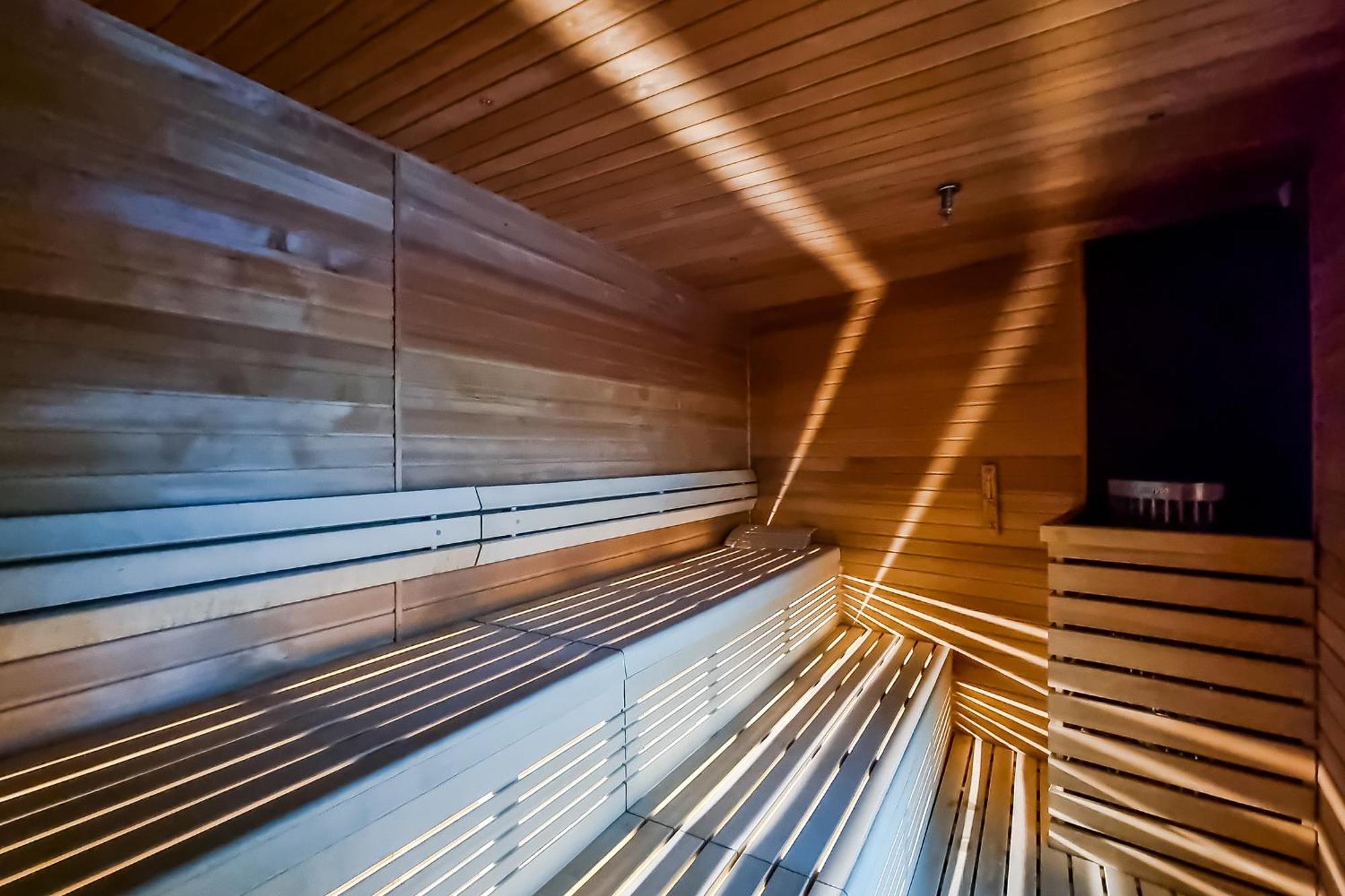 Hanza Tower Apartment No. 524 - Swimming Pool, Jacuzzi, Balcony Stettin Eksteriør billede